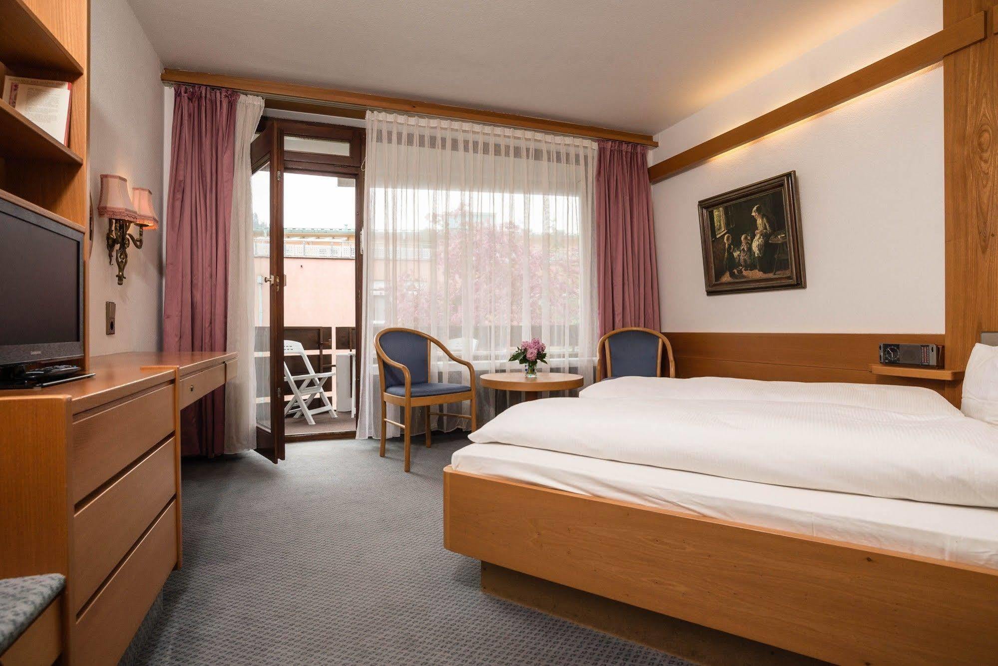 Kronen Hotel Bad Liebenzell Extérieur photo